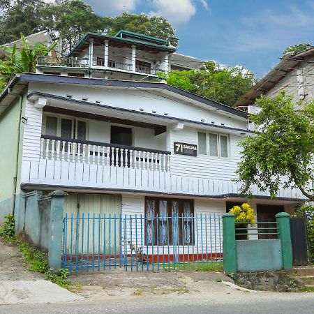 Appartamento Sakura Hill Kandy Esterno foto