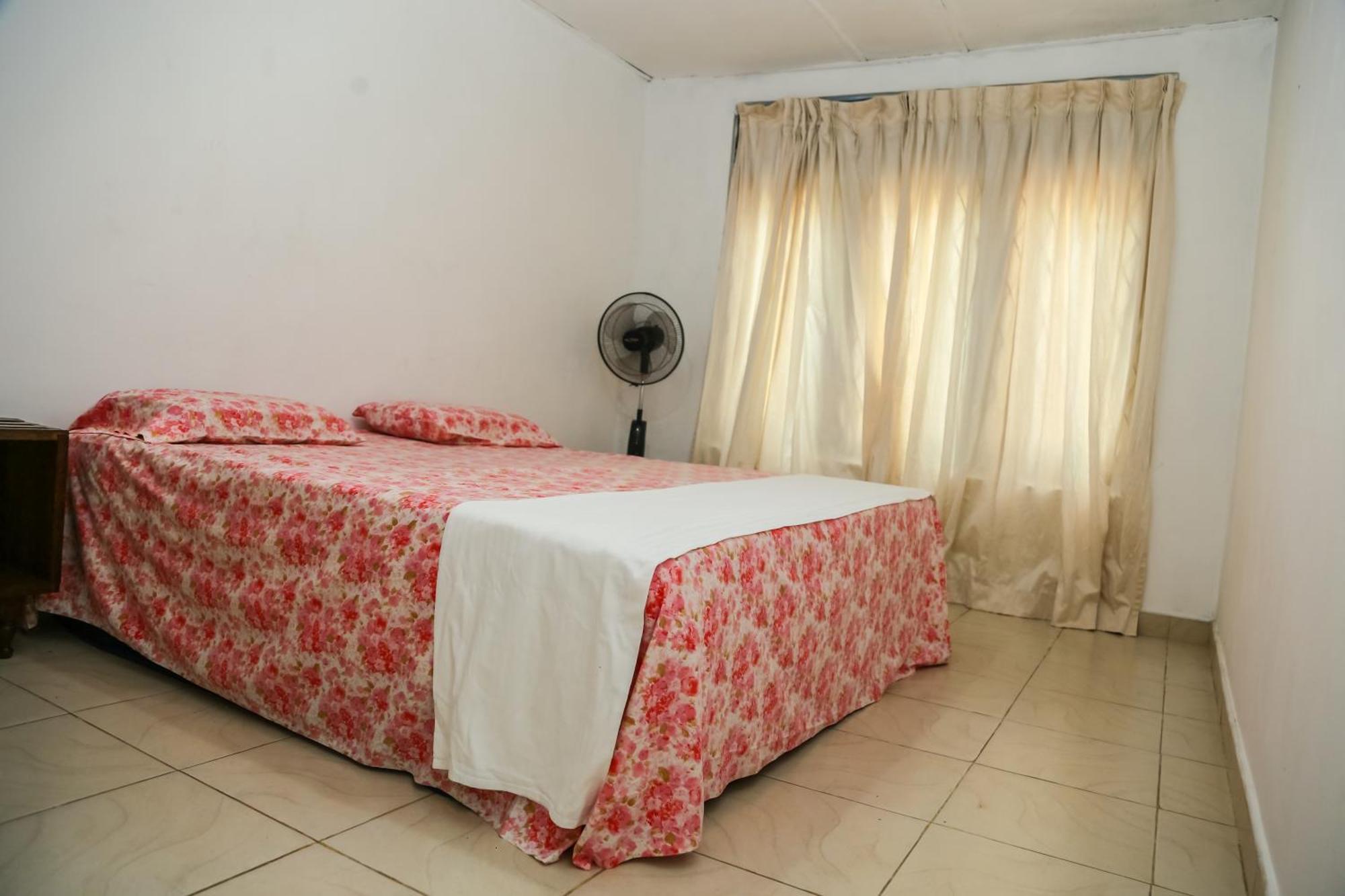 Appartamento Sakura Hill Kandy Esterno foto